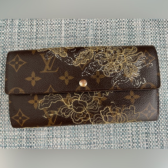Rare Limited Edition Louis Vuitton Monogram Canvas Dentelle Sarah Wallet - Picture 1 of 15